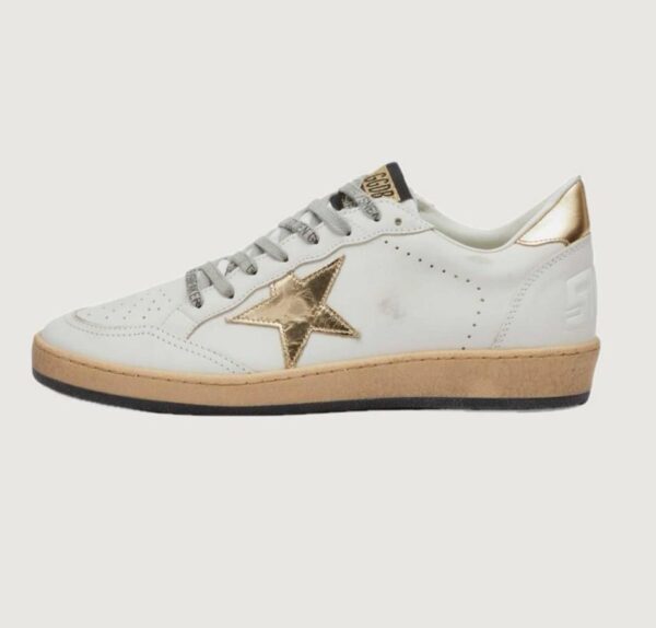 נעלי סניקרס עור לבן  GOLDEN GOOSE Ballstar leather sneakers