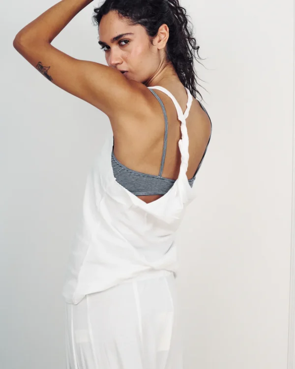 ⁦ELENORE WHITE TANK⁩ – תמונה ⁦5⁩