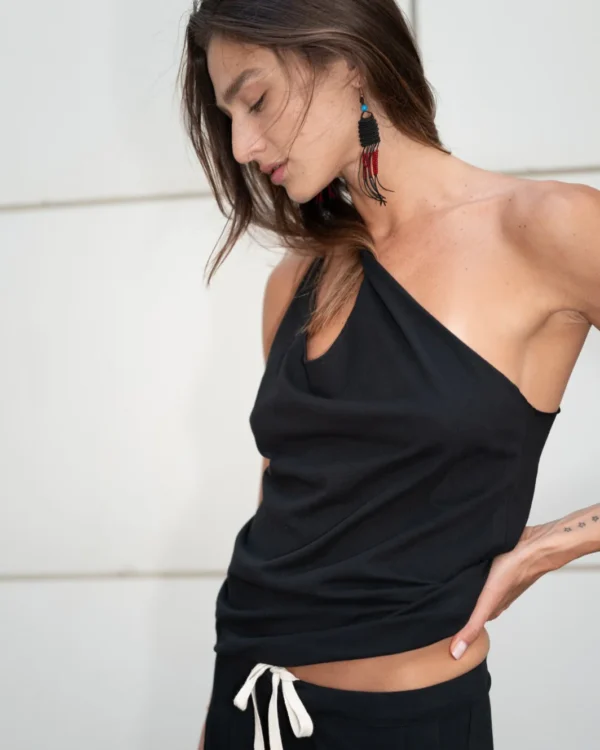 ⁦ELENORE EASY BLACK TANK⁩ – תמונה ⁦2⁩