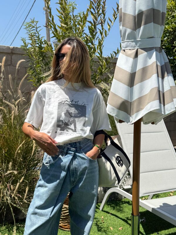 ⁦Lili Tee Framed Monogram⁩ – תמונה ⁦6⁩